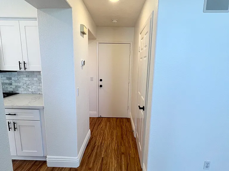 17 Belcrest — Photo 8