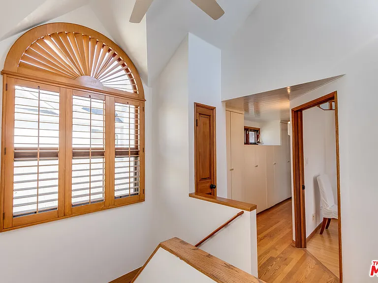 145 Hart Ave — Photo 17