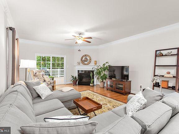 4th image of 5820 S Mills Manor Ct