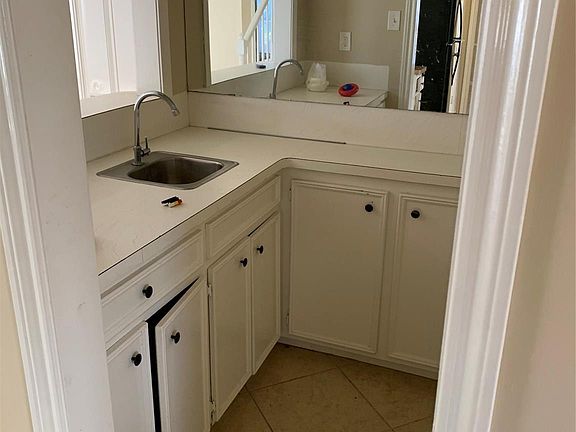 5th image of 12326 Fairmeadow Dr