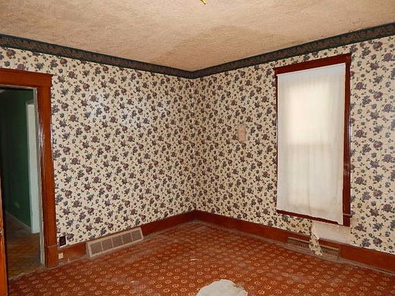 Additional Living Room