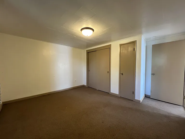 1245 High Bluff St #1/2 — Photo 9