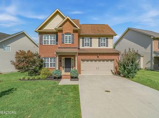 947 Vicar Ln, Knoxville, TN 37919