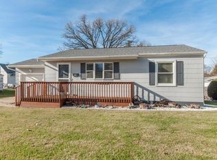 920 6th St, Marion, IA 52302