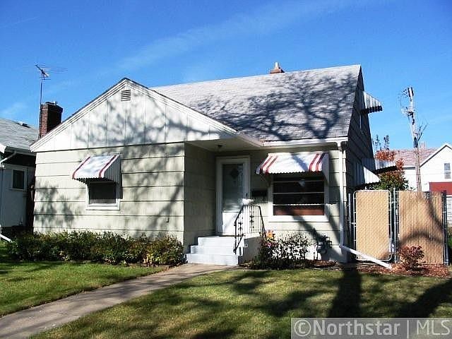 1st image of 1053 Rose Ave E