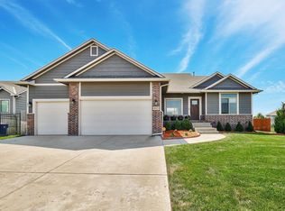 8313 W Kackley Cir, Wichita, KS 67205