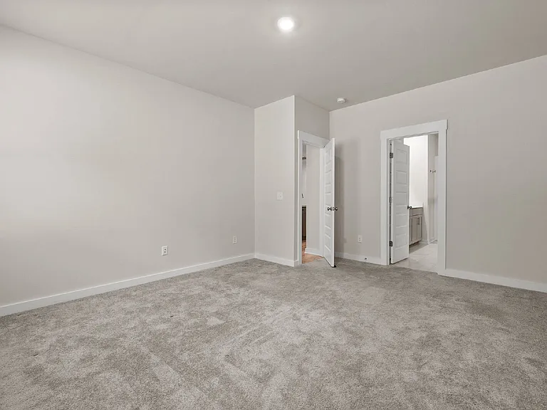 1145 Ross Farms Blvd — Photo 25