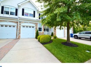17 Weaver Dr, Marlton, NJ 08053