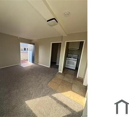 2567 Foothill Blvd #225 — Photo 3