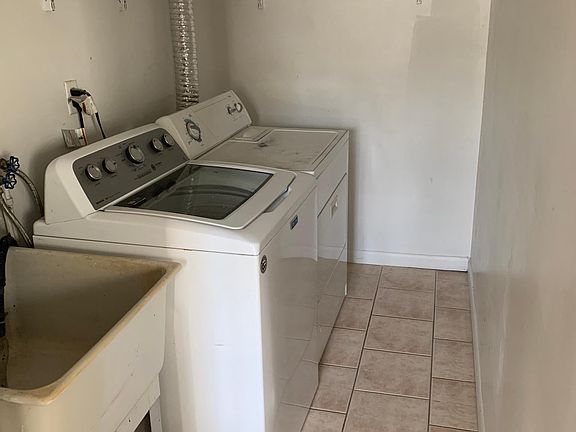 2nd image of 1433 Shelmire Ave Unit 1