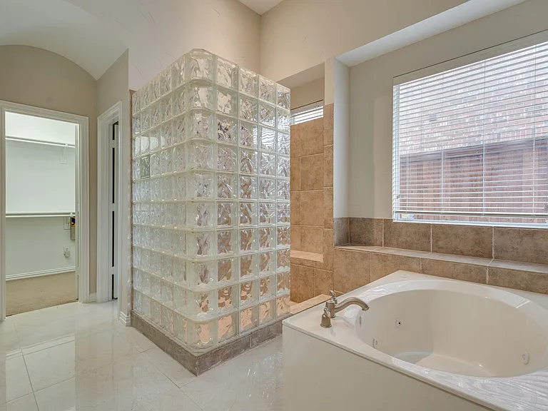 2746 Nightwind Ct — Photo 30