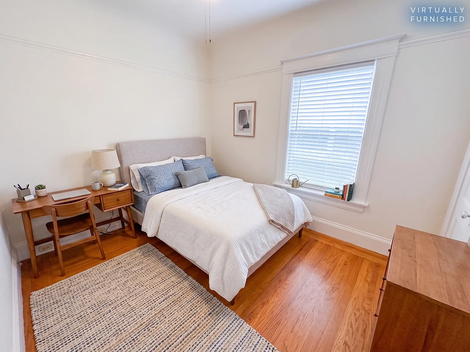 2 bed, 750 sqft, $2,300 — Photo 3