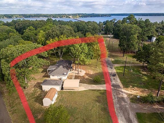 2nd image of 120 Harris Blvd