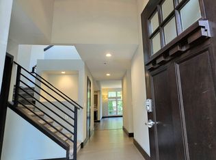 18445 Pheasant Ln, Beaverton, OR 97003