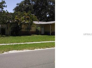 1560 Connecticut Ave NE, Saint Petersburg, FL 33703