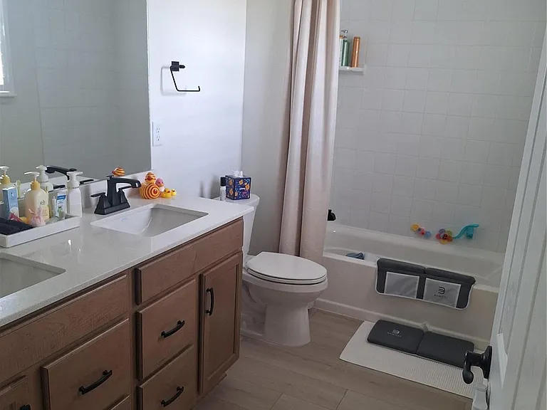 5741 Mammoth Ln — Photo 13