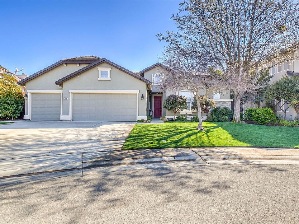 1st image of 285 Saint Moritz Ct