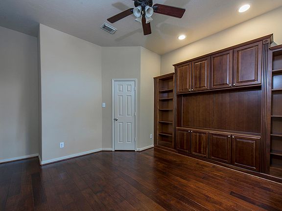 3rd image of 21942 Canyonwood Park Ln