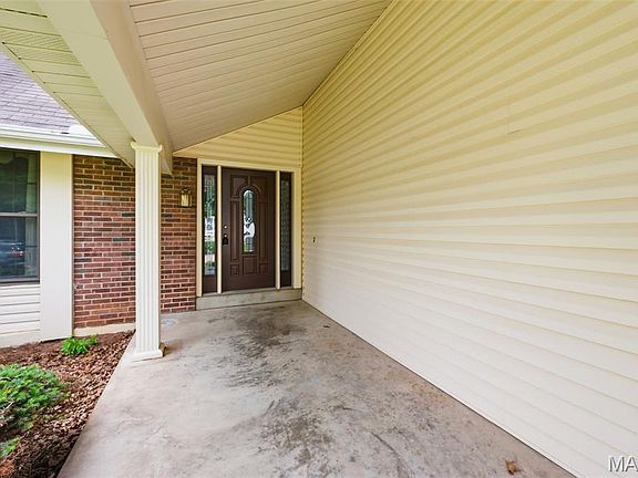 5th image of 1089 Pinrun Dr