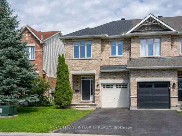 6067 N Bluff Dr, Ottawa, ON K1V 2L6