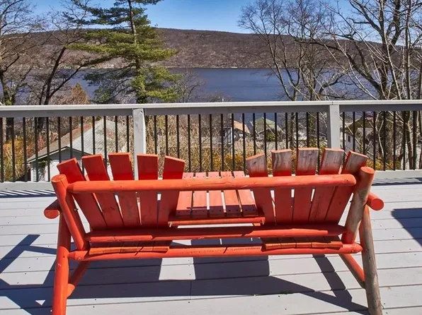 56 Lake Trl, Greenwood Lake, NY 10925