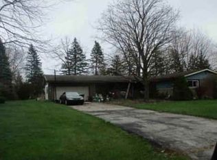 2746 W Dexter Dr, Saginaw, MI 48603