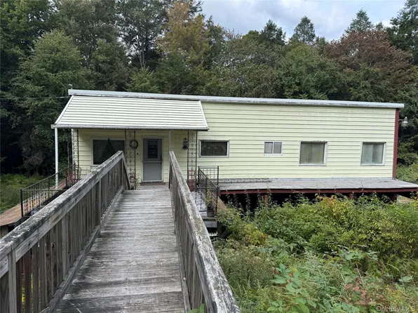 186 Twin Bridge Road, Liberty, NY 12754