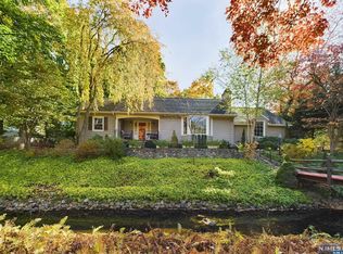 21 Boulevard, Glen Rock, NJ 07452