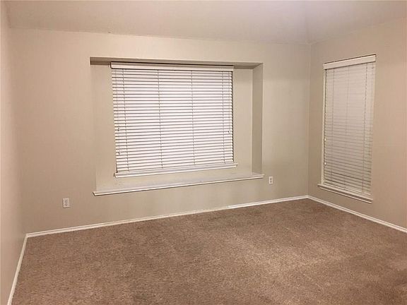 4th image of 6905 Hillwood Dr