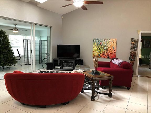 3rd image of 435 Lake Of The Woods Dr
