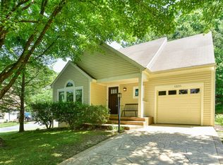 12211 Dapple Gray Ct, Woodbridge, VA 22192