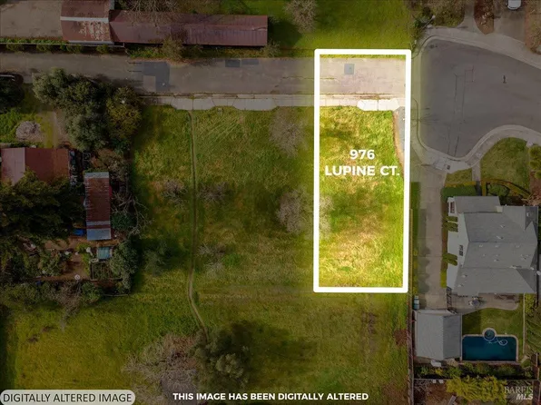 976 Lupine Court, Healdsburg, CA 95448