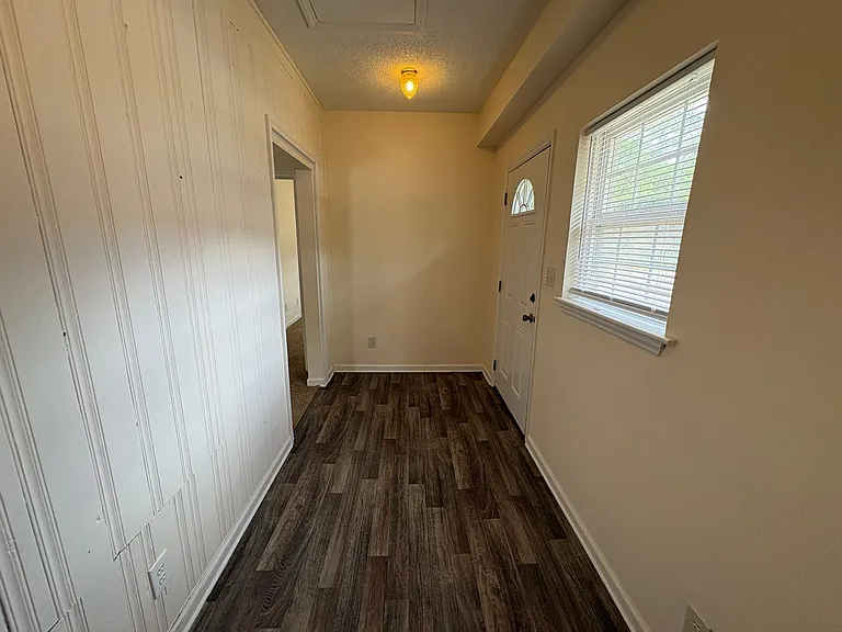 3200 Boyd St — Photo 3