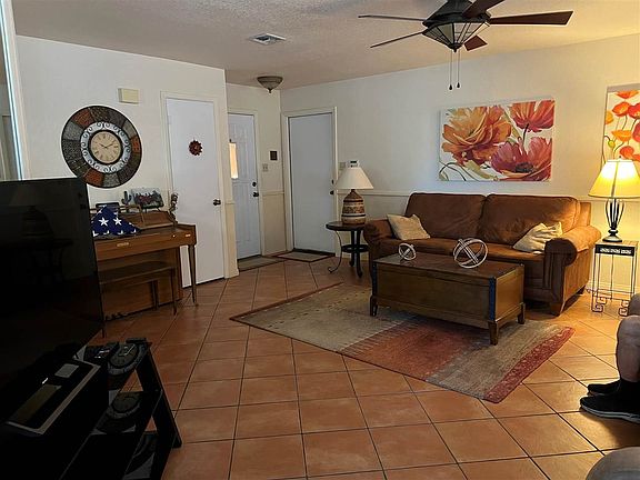 3rd image of 2740 W 12th Pl