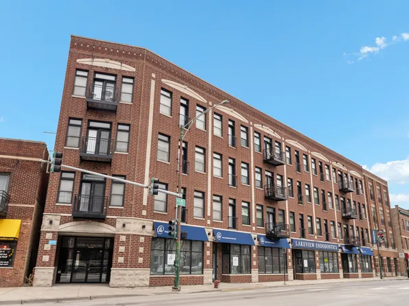 3755 N Racine Ave APT 2A, Chicago, IL 60613
