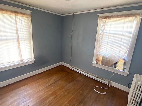 2nd image of 211 Saint Augustine St #A