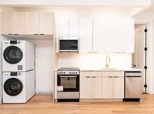 485 Grand St #3A, Brooklyn, NY 11211