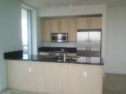2nd image of 1111 SW 1st Ave Ph 3925