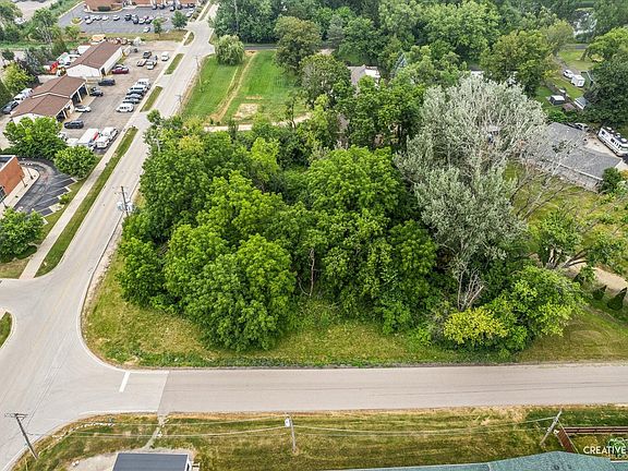 3rd image of 1000 South Rd
