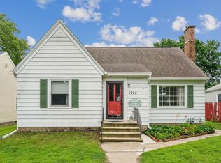 1222 Vine St, Waterloo, IA 50703
