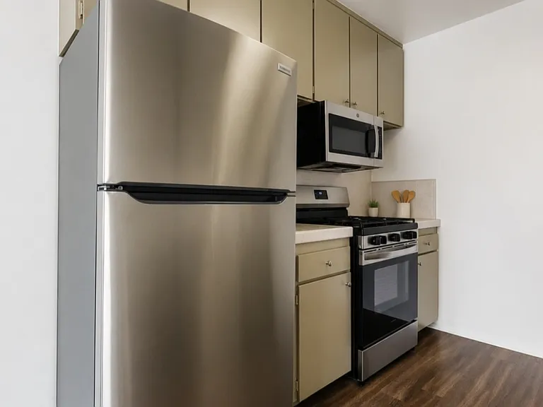 10138 Palms Blvd #19 — Photo 6