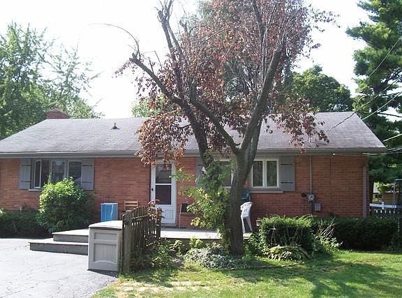 5th image of 615 Oakwood Dr