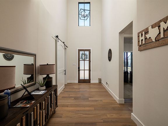 4th image of 2132 Sicily Ln