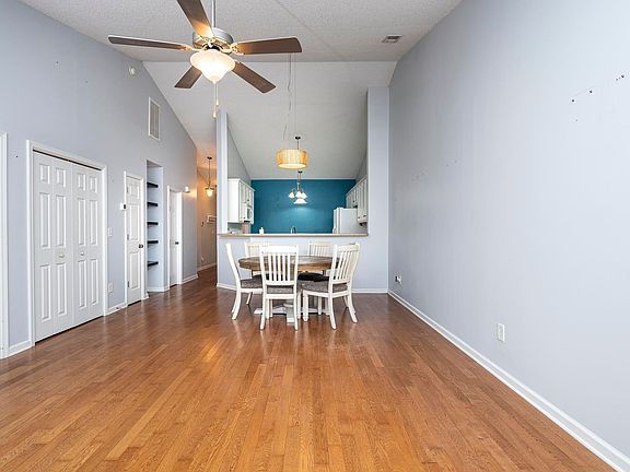 5th image of 154 Courtside Dr