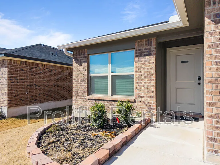 1254 Lehmann Dr #A — Photo 5
