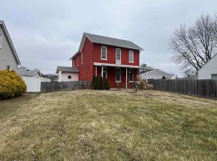 3302 Rockingham Rd, Davenport, IA 52802