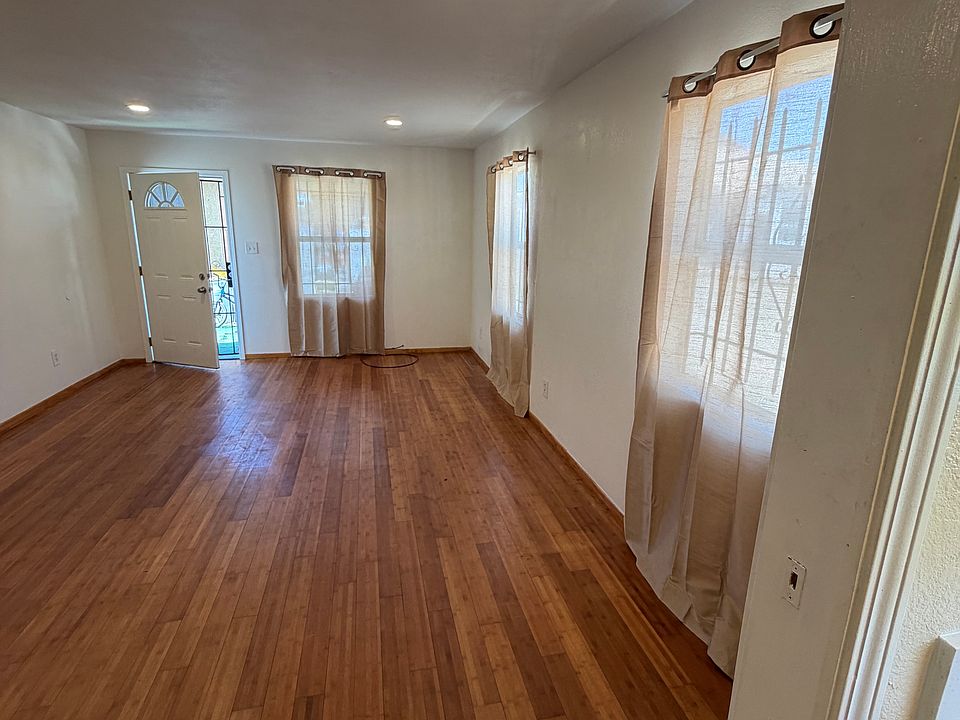 1st image of 1300 E 108th St #1302