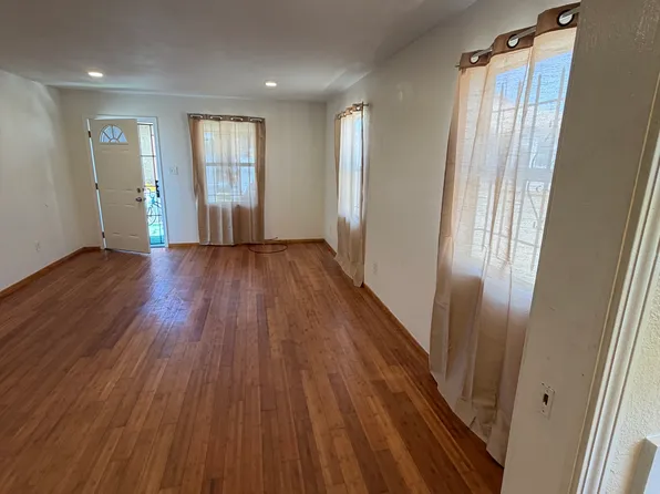 1300 E 108th St #1302, Los Angeles, CA 90059