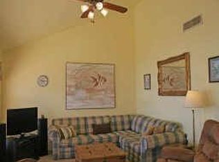 10415 Schaper Dr, Galveston, TX 77554