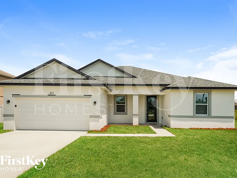 301 Cimarron Ct — Photo 1